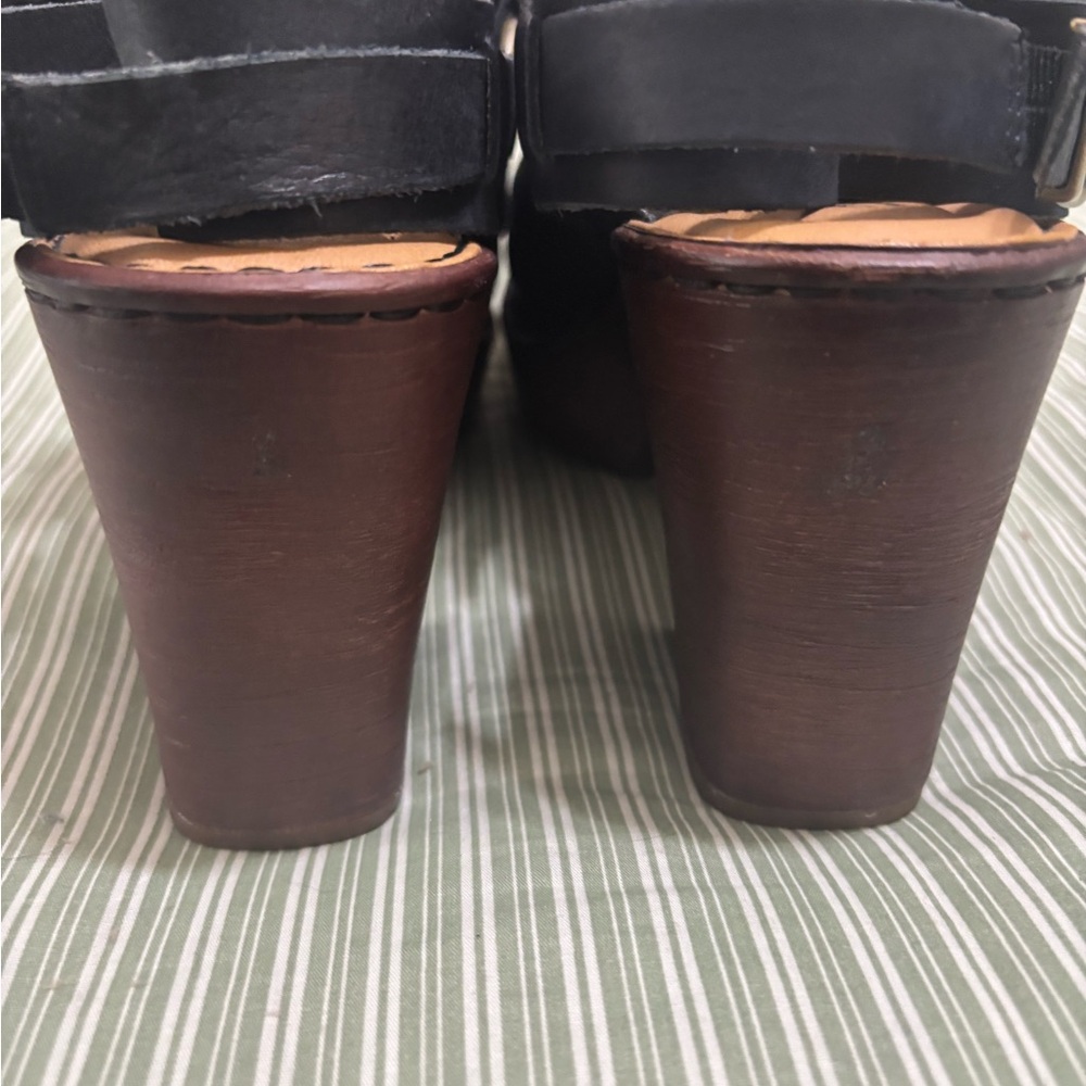 Born Black Leather Women's Glogs - Picture 3 of 5